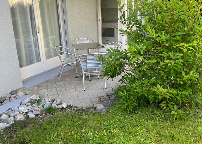 Tom * אינטרלאקן