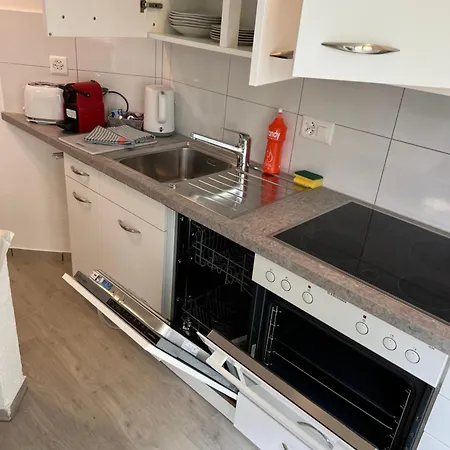 Tom Apartmán *
