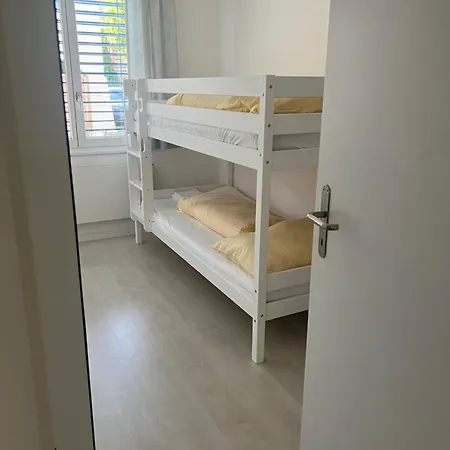 Tom Apartmán *